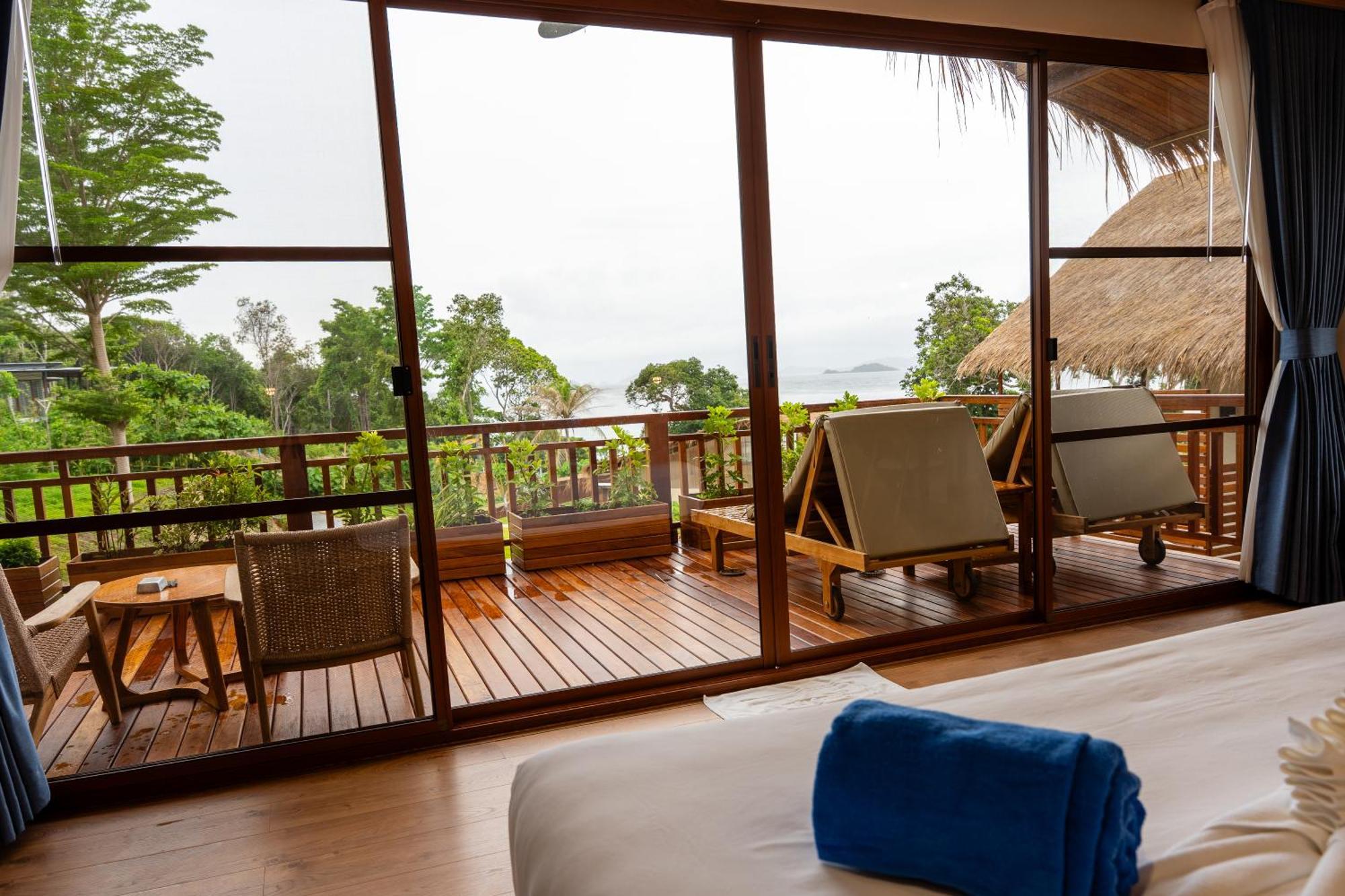 Ten Moons Sunset Villas Koh Lipe Extérieur photo